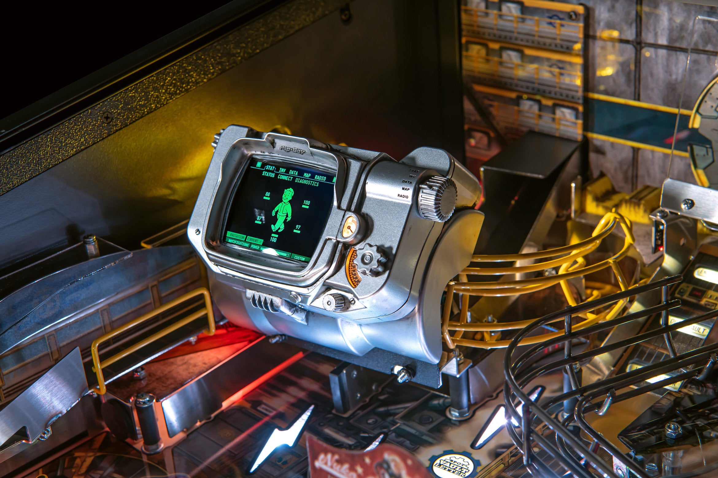 FallOut PRO Pinball Machine – PREORDER