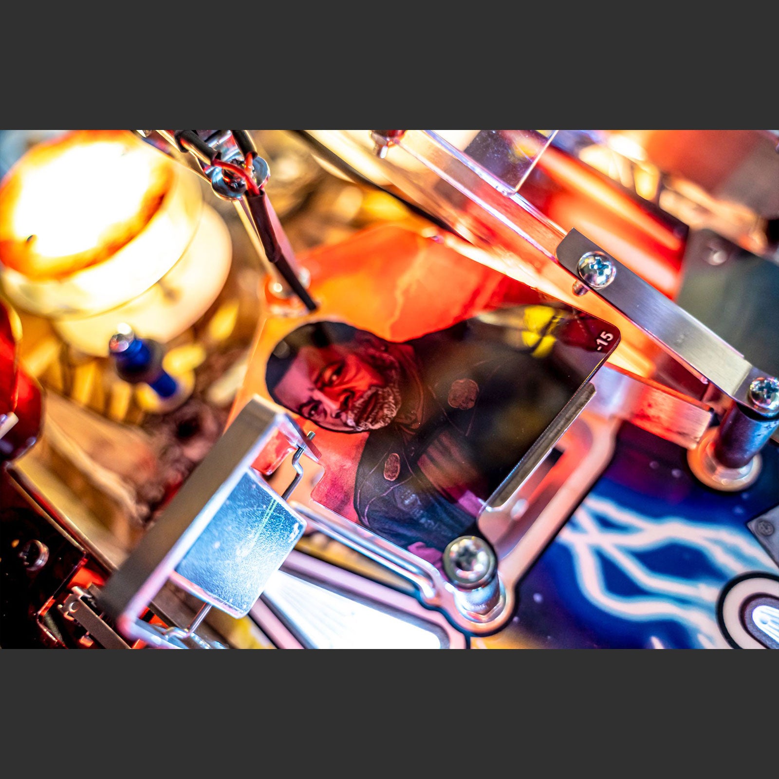 Nitro Pinball Sales Stern Pinball Machine STAR WARS The Mandalorian: Premium