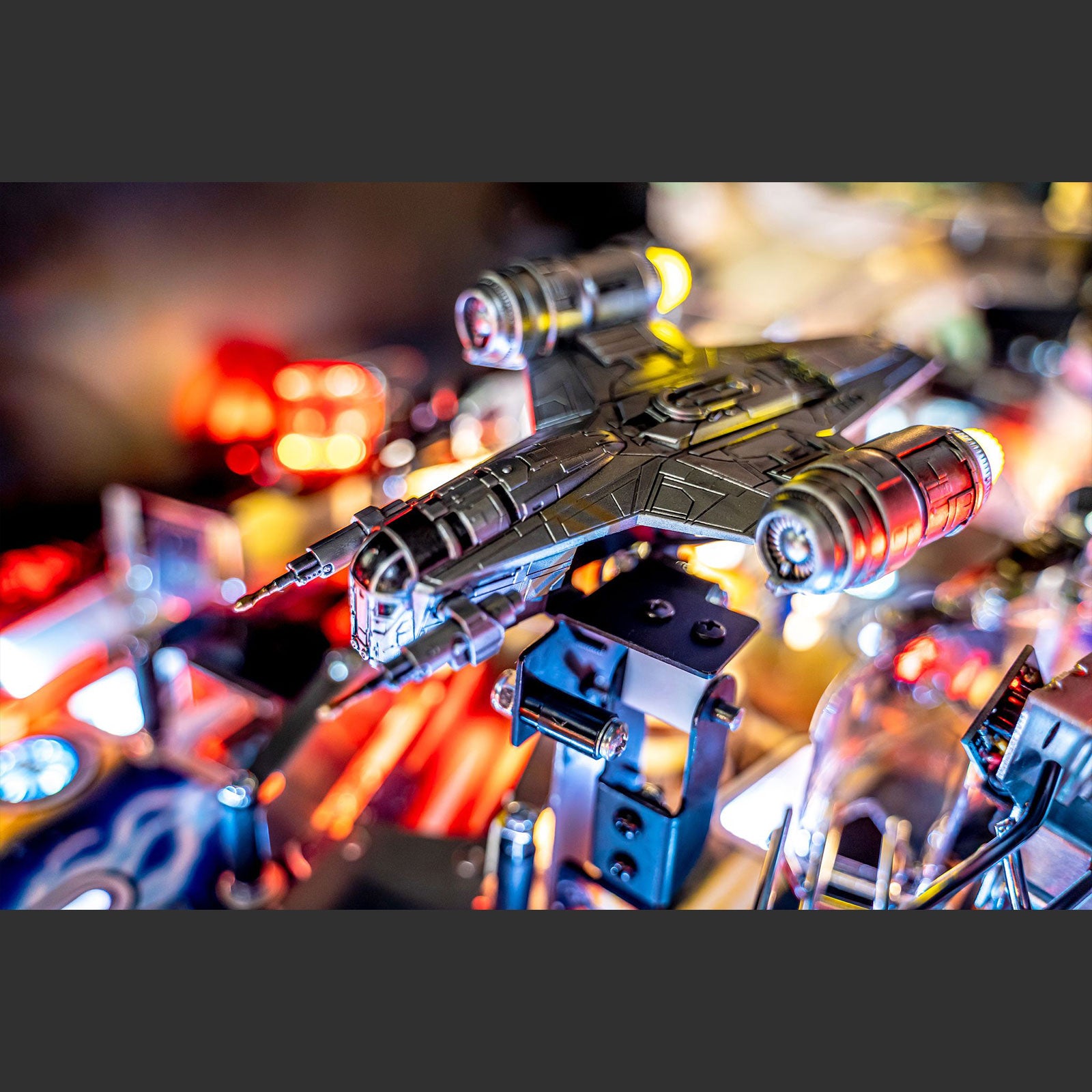 Nitro Pinball Sales Stern Pinball Machine STAR WARS The Mandalorian: Premium