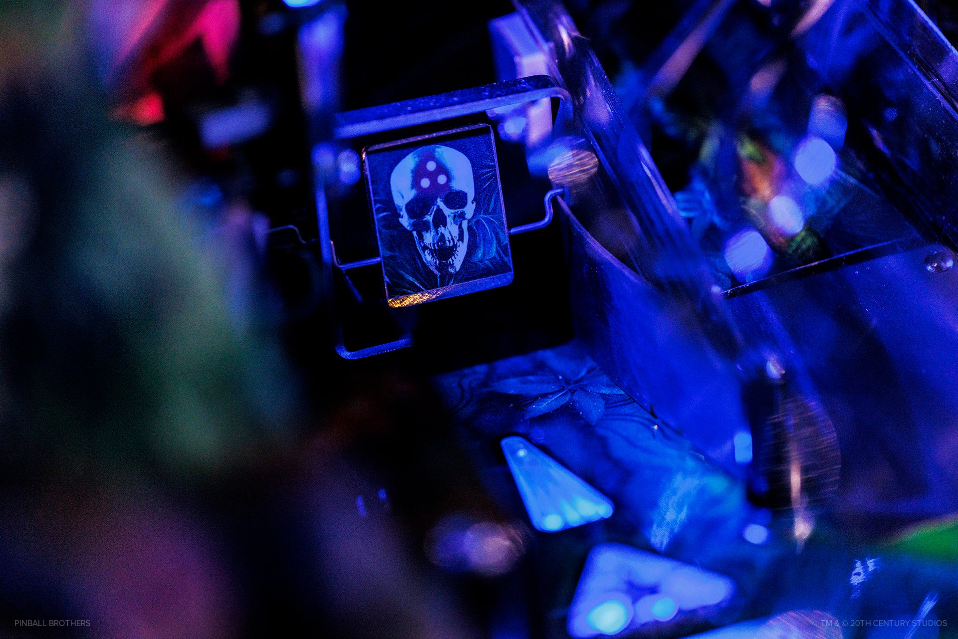 The Predator Trophy Edition Pinball Machine - SHIPPING NOW! - Nitro Pinball Sales