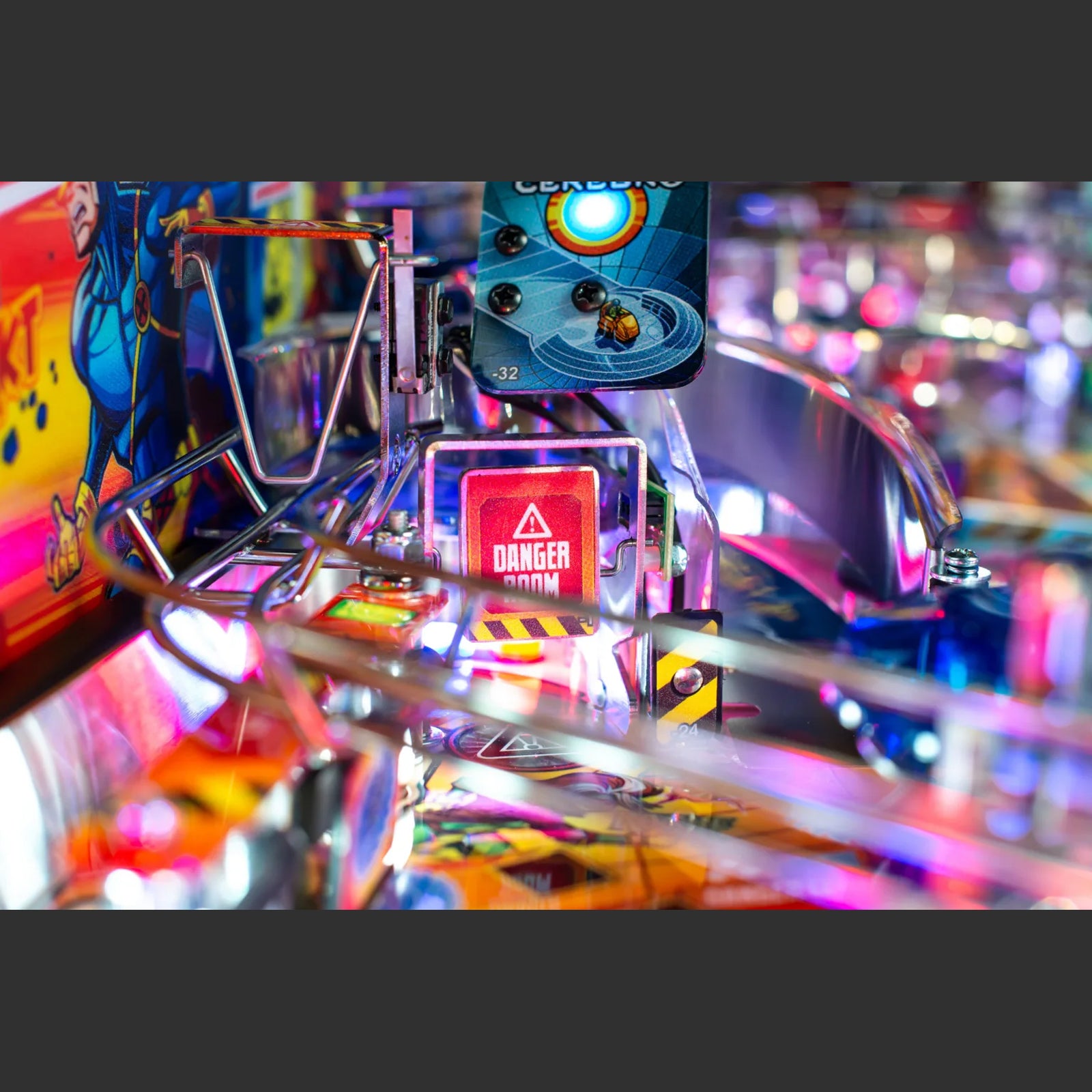 Nitro Pinball Sales Canada Stern Pinball Machine The Uncanny X-Men Limited Edition Playfield