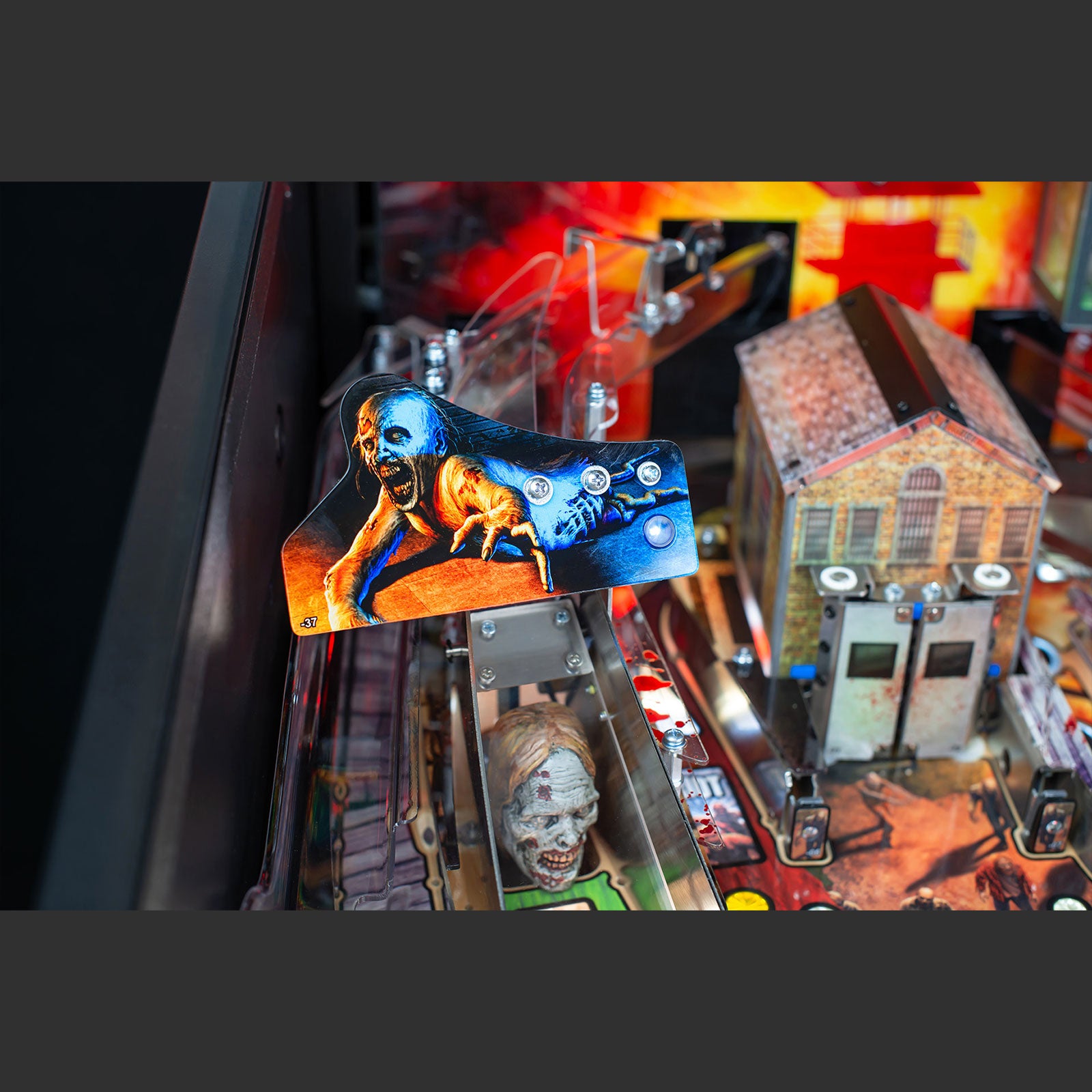 Nitro Pinball Sales The Walking Dead REMASTERED Premium Stern Pinball Machine