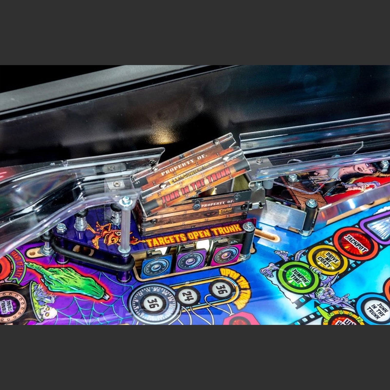 Nitro Pinball Sales Canada Stern Pinball Machine ELVIRA: House of Horrors: PREMIUM