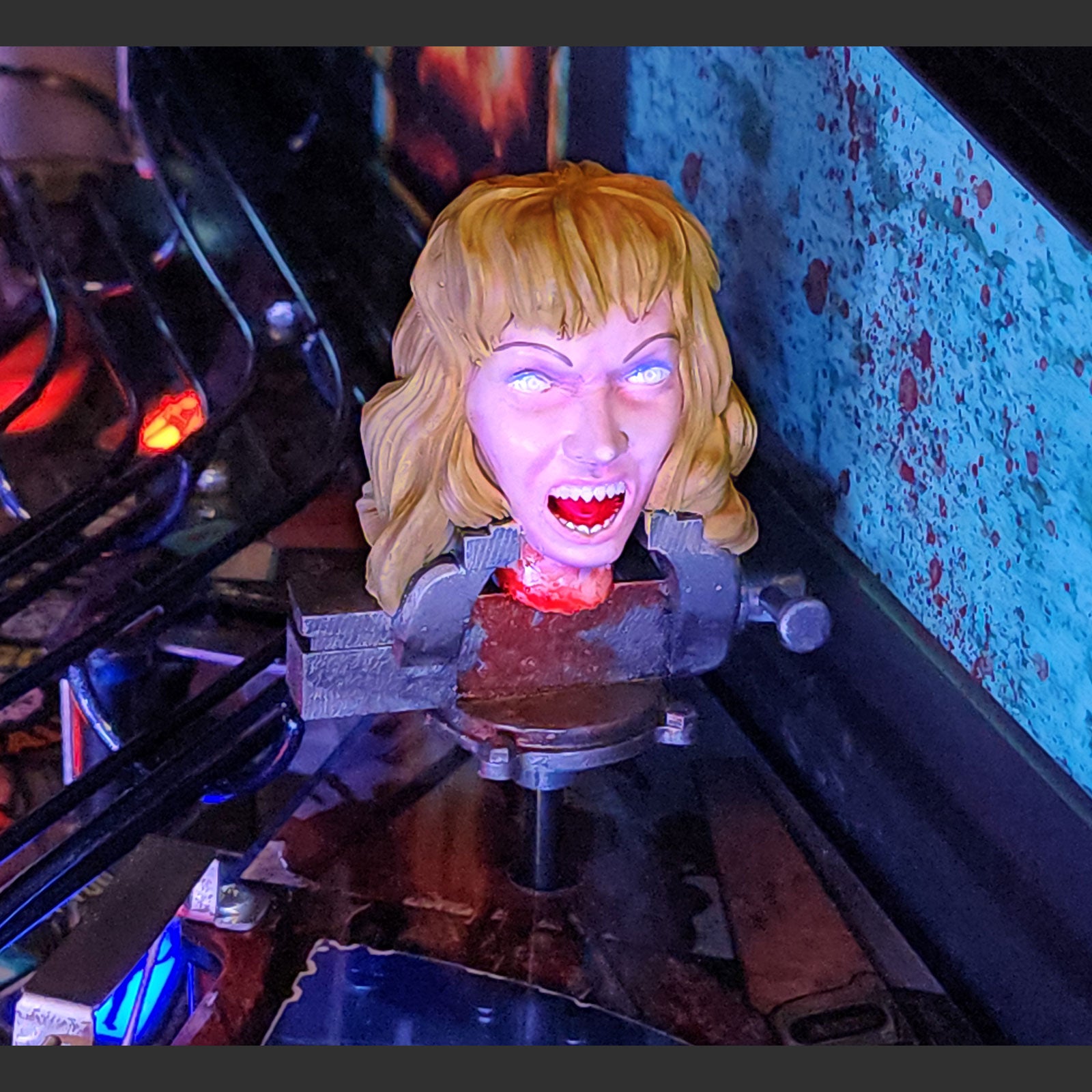 Nitro Pinball Sales Spooky Pinball Evil Dead Collector's Edition Head Vice