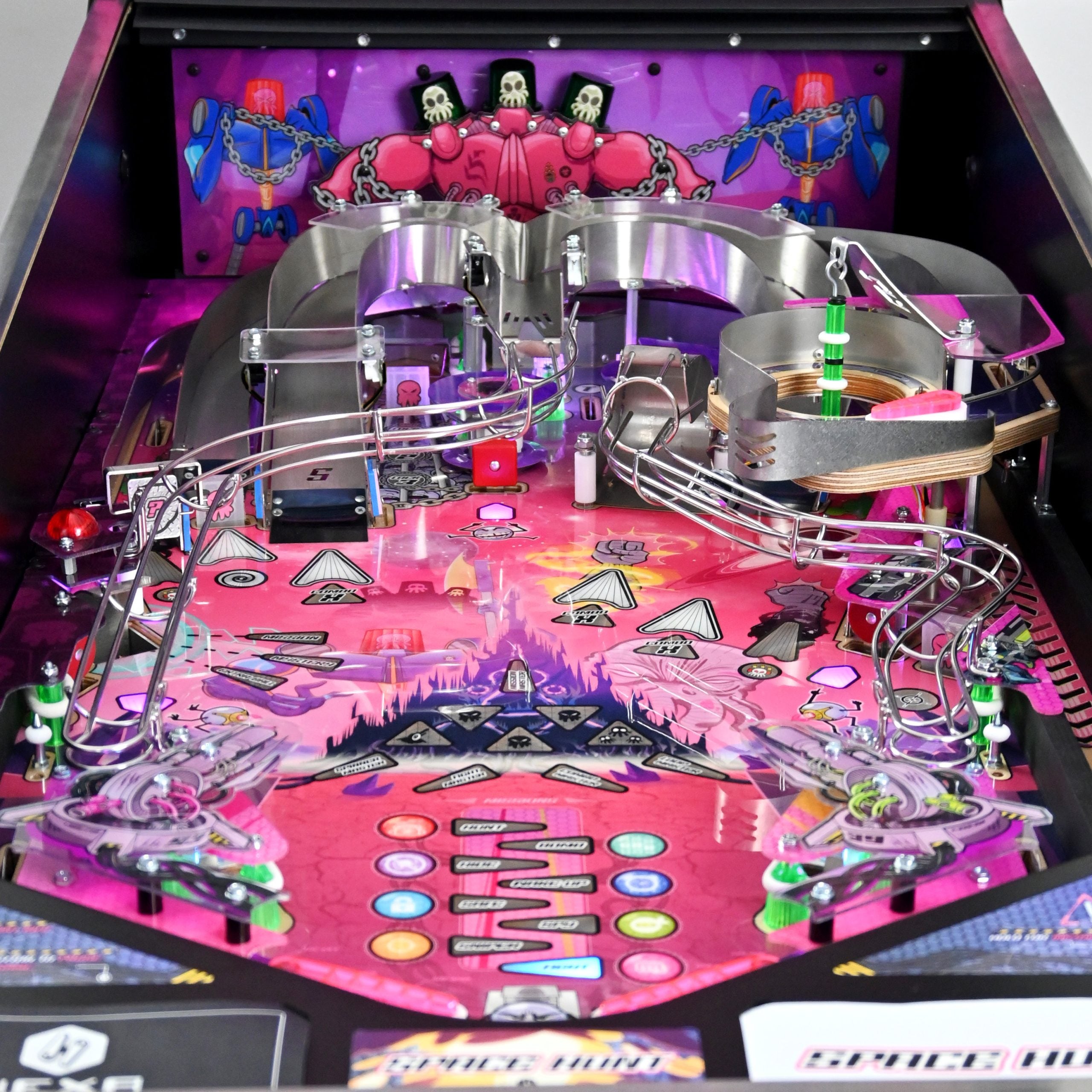 Space Hunt Classic by HEXA Pinball - IN STOCK!