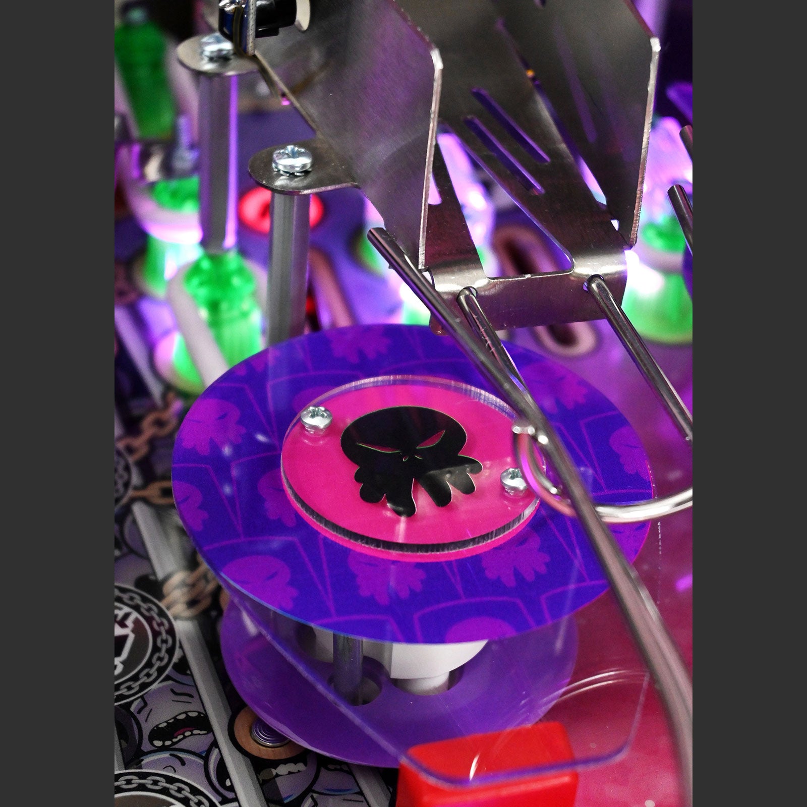 Nitro Pinball Sales Space Hunt Classic by HEXA Pinball Machine