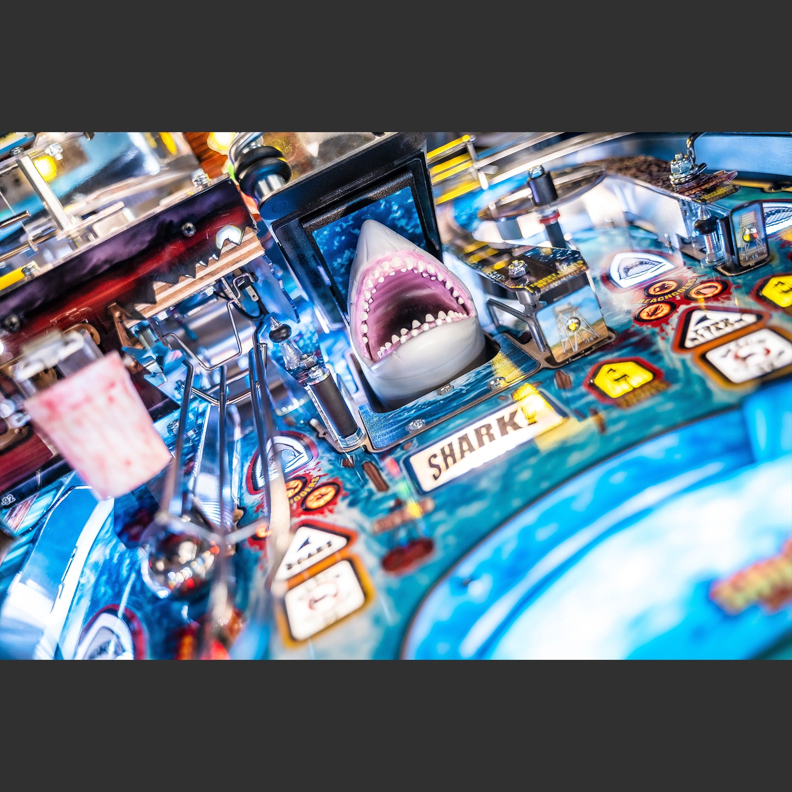 Nitro Pinball Sales Canada Stern Pinball Machine Jaws Premium 