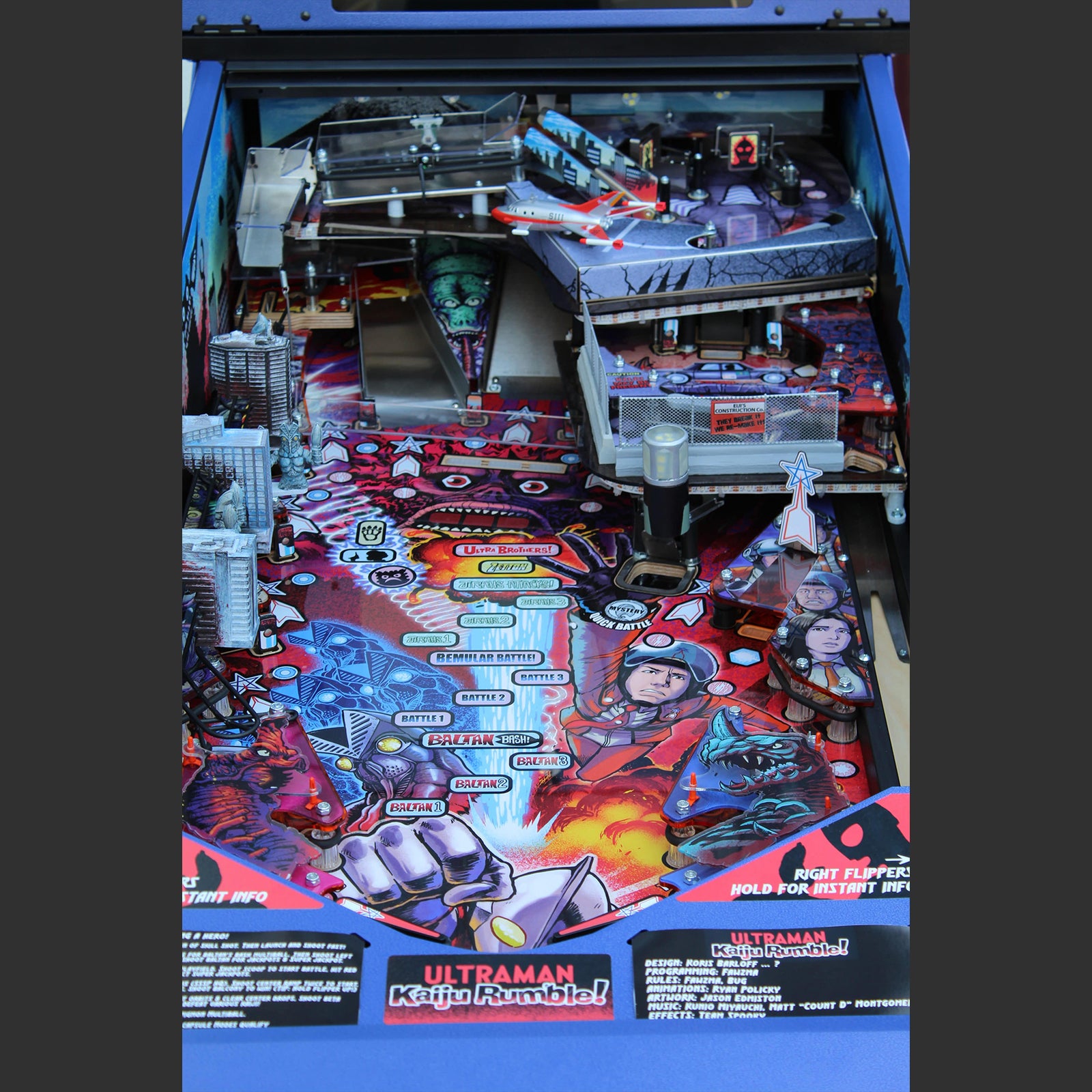 Nitro Pinball Sales Canada UltraMan Collector's Edition Spooky Pinball Machine